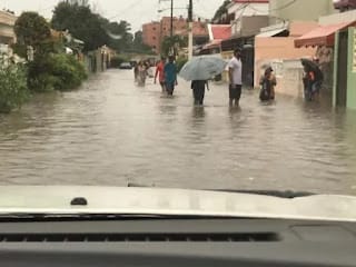 Lluvias continuarán hasta el viernes; país se encuentra en alerta roja y amarilla