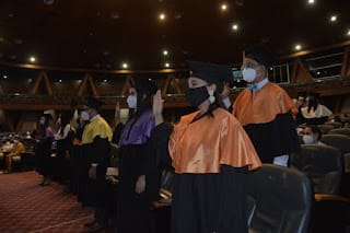 UASD inviste 48 mil profesionales en tres años; rectora dice la universidad es un faro de luz para RD 3 UASD inviste 48 mil profesionales en tres años; rectora dice la universidad es un faro de luz para RD