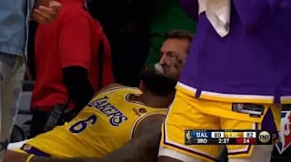 ¿Por qué los Lakers han tenido una temporada decepcionante?