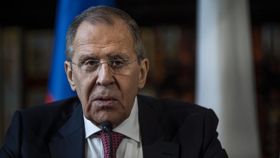 Lavrov tacha de "inaceptable" el despliegue de armas nucleares estadounidenses en Europa e insta a EE.UU. a "llevárselas de nuevo a casa" 5