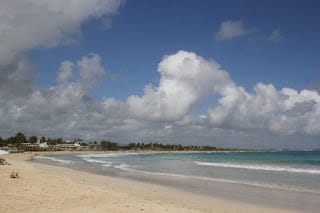 Meteorología prevé un ambiente soleado y de escasas lluvias este viernes 5