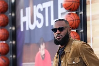 LeBron James se convirtió en billonario y marcó un hito histórico para el deporte 5