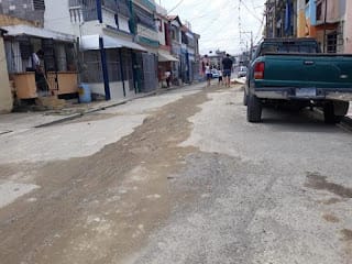 Ciudadanos se quejan por el deterioro de las calles en Santiago, ocasionado por Coraasan