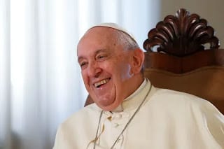 El papa Francisco negó que piense dimitir pronto: “Nunca se me pasó por la cabeza” 10 El papa Francisco negó que piense dimitir pronto: “Nunca se me pasó por la cabeza”
