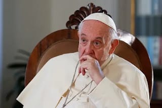 El papa Francisco negó que piense dimitir pronto: “Nunca se me pasó por la cabeza” 12 El papa Francisco negó que piense dimitir pronto: “Nunca se me pasó por la cabeza”