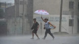 Onda tropical y vaguada incrementarán nubosidad y precipitaciones en diferentes localidades 5