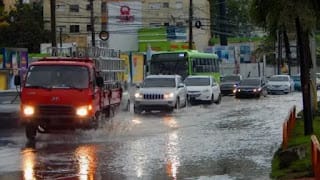 Diez provincias en alerta amarilla y 5 en verde por lluvias de onda tropical