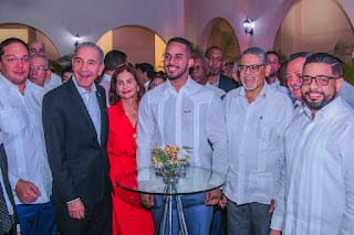 Ministerio de la Juventud lanza programa de apoyo estudiantil con inversión superior a los RD$70 millones