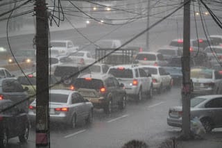 Meteorología prevé la ocurrencia de aguaceros y tronadas sobre el país este sábado 5