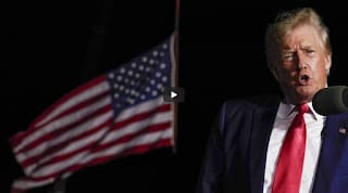 El FBI confisca 11 juegos de documentos clasificados tras el registro de la mansión de Trump: ¿de qué se le acusa, está en riesgo de ir a prisión? 5