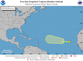 Una onda tropical avanza hacia el Caribe
