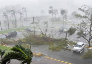 Video | Así se ve Puerto Rico durante el paso del huracán Fiona 5