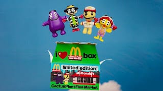 McDonalds lanza una 'Cajita Feliz' para adultos 5