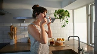 ¿Beber té alarga la vida?: esto dice un nuevo estudio