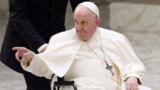El papa Francisco advierte sobre el riesgo de una guerra nuclear e insta a los científicos a unirse para alcanzar la paz 5