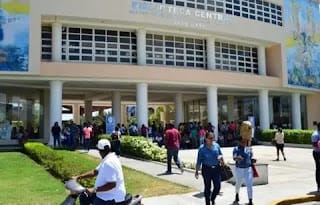 Empleados de UASD en Barahona amenazan con paro de labores por nombramiento irregular de profesora