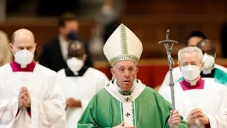 Papa pide una nueva economía para frenar especulación que causa la guerra 5