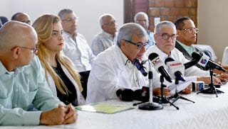 CMD anuncia desafiliación masiva de ARS Universal 5