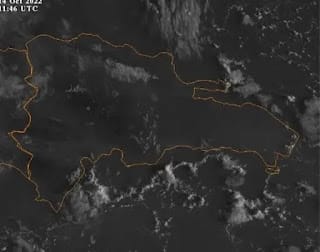 Polvo del Sahara incide en el clima, pero se esperan chubascos este viernes