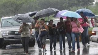 Flujo de viento y efectos locales generarán chubascos esta tarde 5