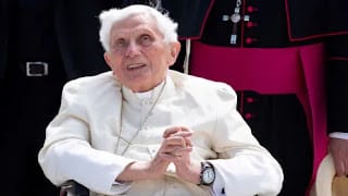 Muere el papa emérito Benedicto XVI 5