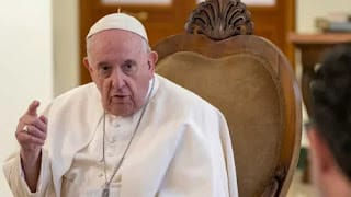 El papa: "Ya he firmado mi renuncia" en caso de impedimento médico
