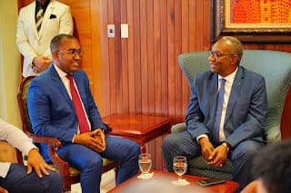 UASD y DA firman convenio para desarrollar iniciativas educativas en beneficio de empleados estatales 11 UASD y DA firman convenio para desarrollar iniciativas educativas en beneficio de empleados estatales