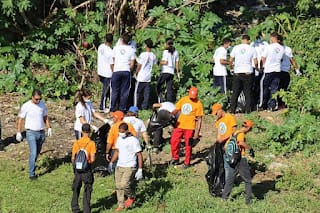 UASD RECINTO SANTIAGO REALIZA JORNADA DE LIMPIEZA EN ORILLA DEL RÍO YAQUE DEL NORTE 5 UASD RECINTO SANTIAGO REALIZA JORNADA DE LIMPIEZA EN ORILLA DEL RÍO YAQUE DEL NORTE
