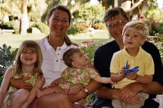Bill Gates le prohibió el celular a sus hijos hasta los 14 años para que fueran exitosos 7 Bill Gates le prohibió el celular a sus hijos hasta los 14 años para que fueran exitosos