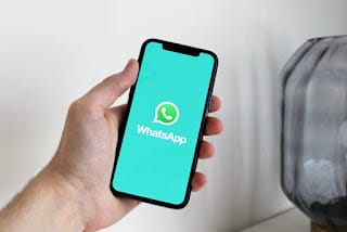 Los usuarios de WhatsApp ya pueden usar su cuenta en varios móviles a la vez