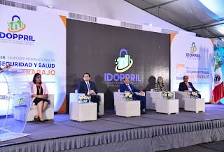 Ministro de Salud insta a empresas a prestar atención a la salud individual y familiar de sus trabajadores 3 Ministro de Salud insta a empresas a prestar atención a la salud individual y familiar de sus trabajadores