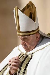 El papa ruega por la paz en Ucrania y Jerusalén en su mensaje de Pascua 3 El papa ruega por la paz en Ucrania y Jerusalén en su mensaje de Pascua