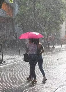 Vaguada pre-frontal aumentará los aguaceros durante la tarde, informa Onamet 5