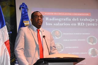 Escuela de Sociología publica informe sobre trabajo y salarios en RD 5