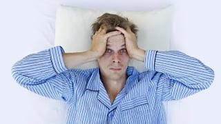 Cuáles son los hábitos que agravan la ansiedad, sin que nos demos cuenta