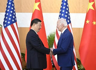 EEUU ahora cree poder establecer relaciones "beneficiosas" con China 5