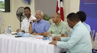 Educación trabaja en la instalación de internet en 3,200 centros educativos de todo el país