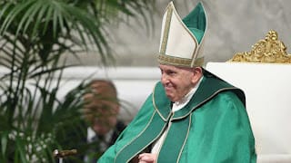 Papa Francisco a una persona transgénero: "Dios nos ama tal como somos" 5