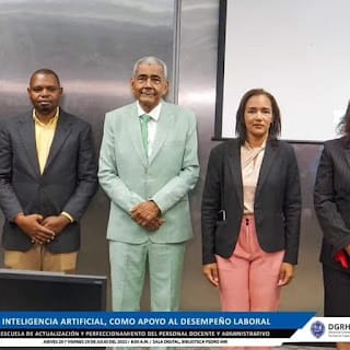 Desarrollan taller sobre Inteligencia Artificial en el Desempeño Laboral para los universitarios 5