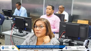 Desarrollan taller sobre Inteligencia Artificial en el Desempeño Laboral para los universitarios