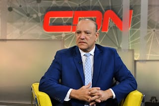 Ulises Rodríguez promete solucionar “desastre» del mercado y el tránsito en Santiago 5