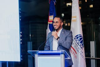 Ministerio de la Juventud anuncia tercera convocatoria para apoyar estudios en jóvenes vulnerables