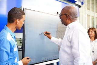 Rector deja inaugurado estand de la UASD en la Feria Internacional del Libro