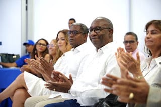Rector deja inaugurado estand de la UASD en la Feria Internacional del Libro
