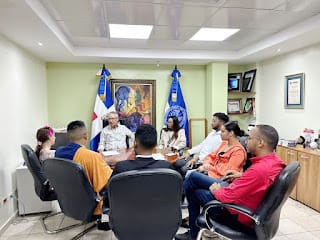 Colaboración internacional y empoderamiento juvenil: Un encuentro en la Universidad Autónoma de Santo Domingo 5