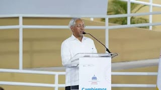 Minerd anuncia entrega de bonos y ajuste salarial 5