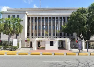 MINERD anuncia aumento salarial para docentes jubilados