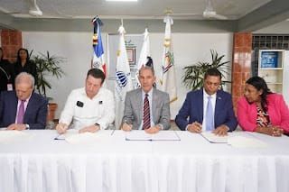 Alianza entre la Liga Municipal, Unicaribe y el ICE formará aspirantes a cargos municipales 6 Alianza entre la Liga Municipal, Unicaribe y el ICE formará aspirantes a cargos municipales