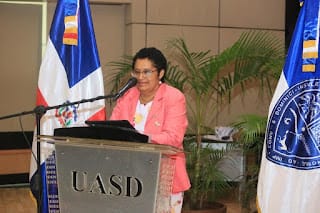 Ciencias de la Educación UASD celebra 15 años de su fundación 15 Ciencias de la Educación UASD celebra 15 años de su fundación