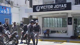 Matan hombre que intentaba impedir atraco en joyería de Santiago 5
